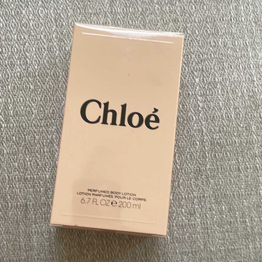 Chloe perfumed body lotion